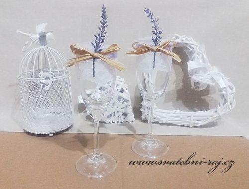 Zobrazit detail - Svatební skleničky s levandulí