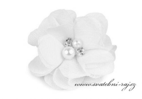 Bílý tylový květ s perličkami