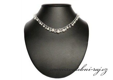 Zobrazit detail - Krásný náhrdelník s perličkami