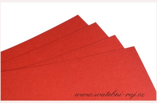 Grafický papír červený