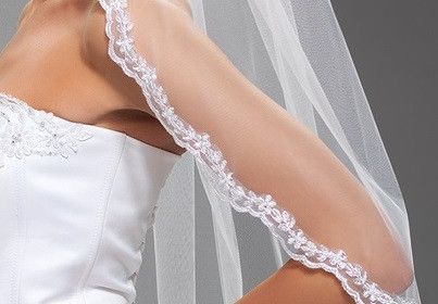 Svatební závoj s krajkou - 90 cm délka